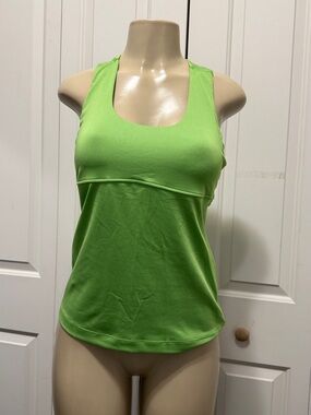 Green ATHLETA Scoop Neck Performance Tank Top